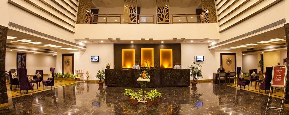 Hotel Velvet Clarks Exotica Zirakpur Exterior foto